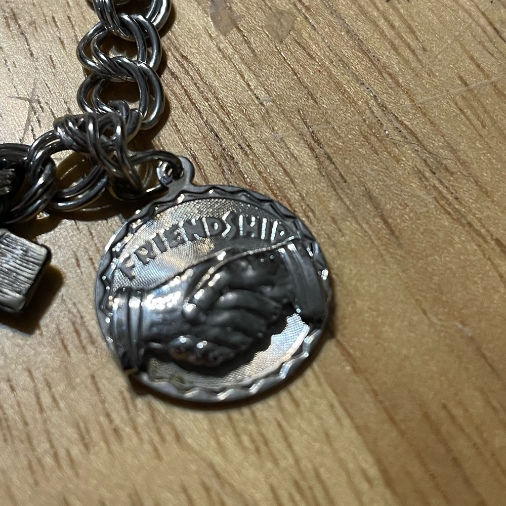 Vintage Source Unknown Silver Charm Bracelet - image 5